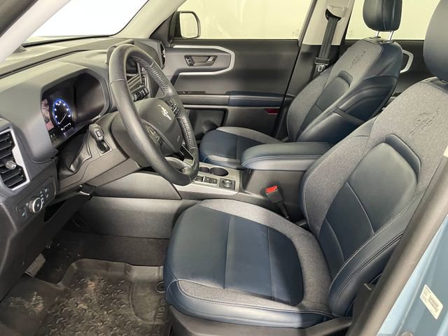 Used 2022 Ford Bronco Sport Outer Banks w/ Tech Package image 2