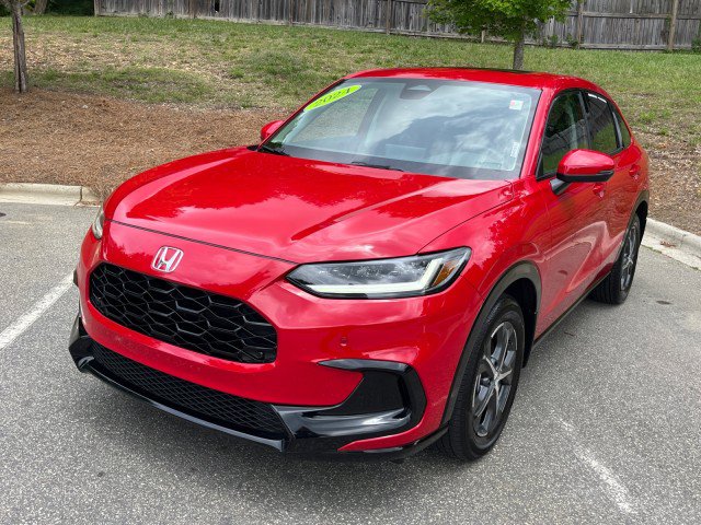 Certified 2024 Honda HR-V EX-L image 3