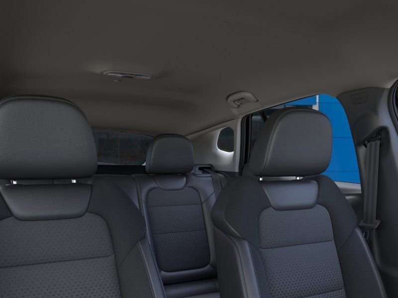 New 2026 Chevrolet Trax LT w/ Midnight Edition FWD image 31