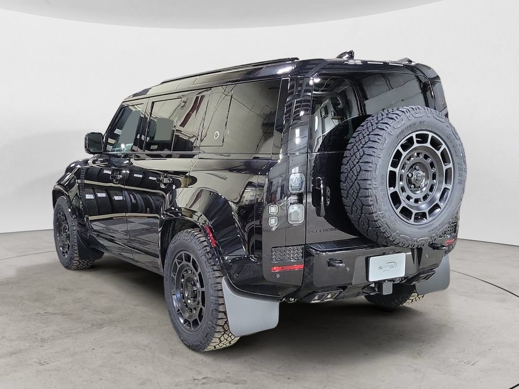 New 2026 Land Rover Defender 110 OCTA AWD/4WD image 3