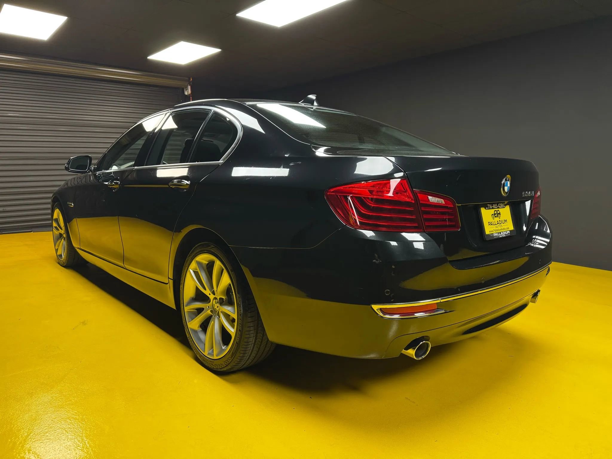 Used 2016 BMW 535i Sedan RWD image 9