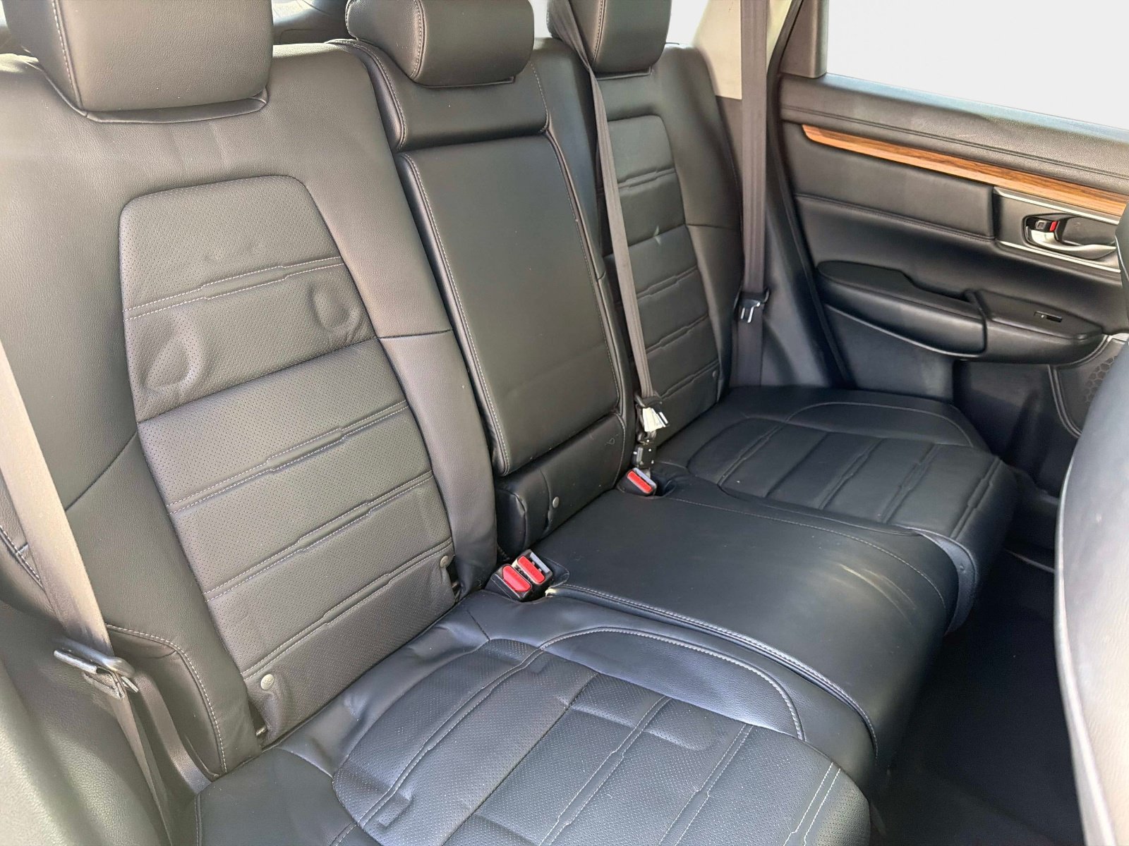 Used 2018 Honda CR-V Touring image 12