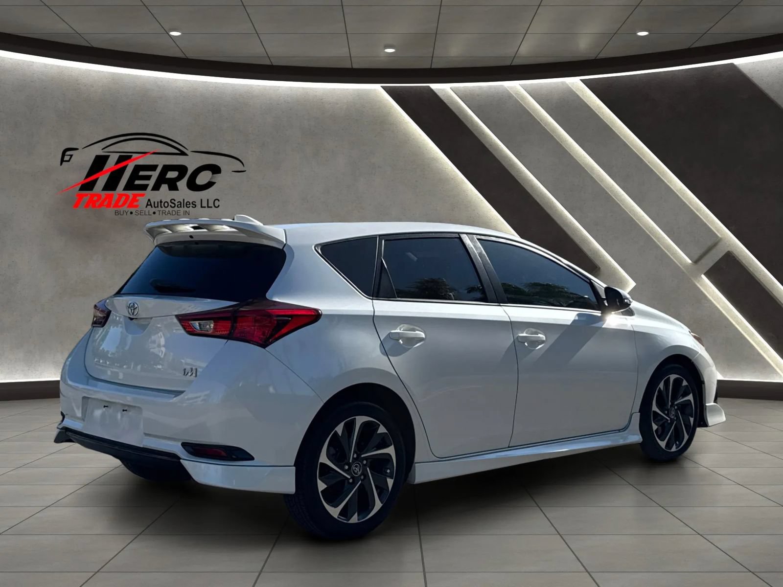 Used 2017 Toyota Corolla iM w/ Carpet Mat Package FWD image 53