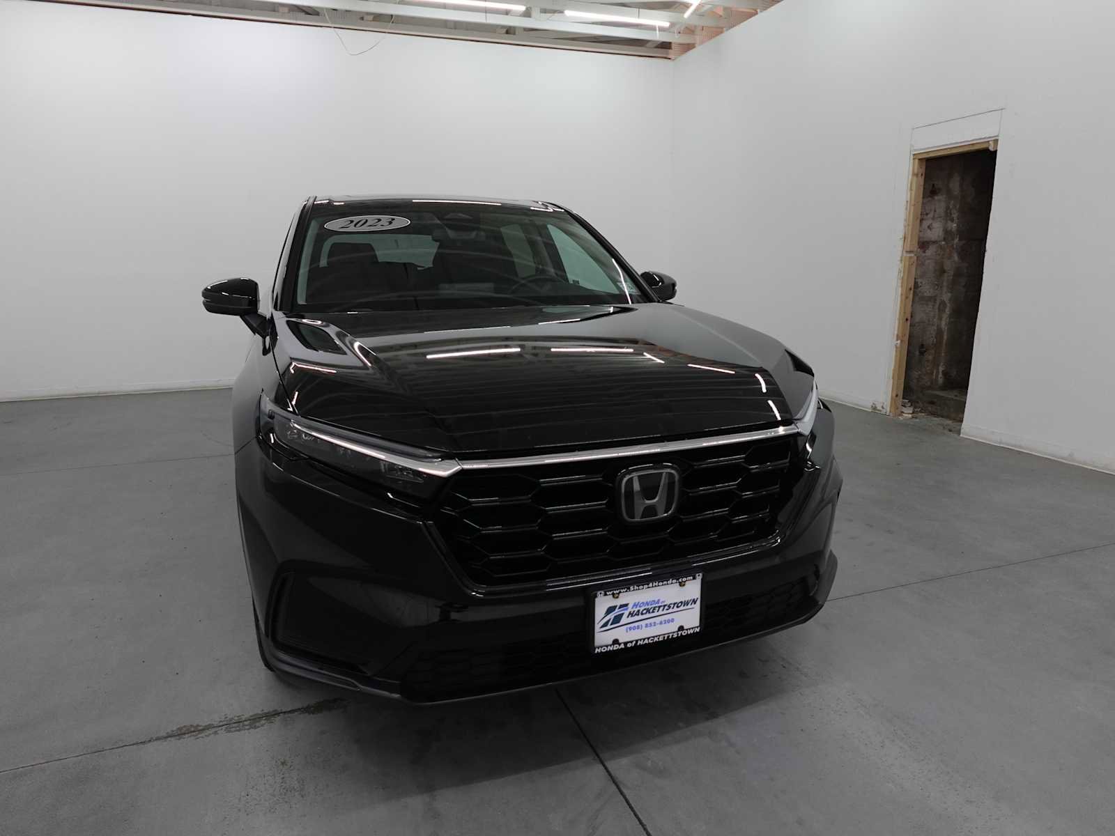 Used 2023 Honda CR-V EX image 3