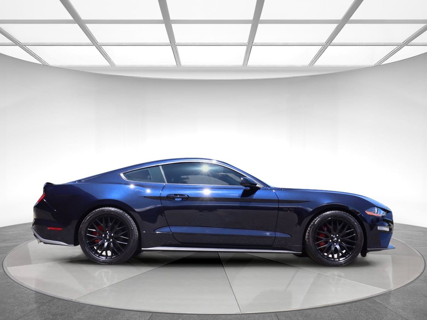Used 2021 Ford Mustang GT w/ Equipment Group 301A RWD image 5