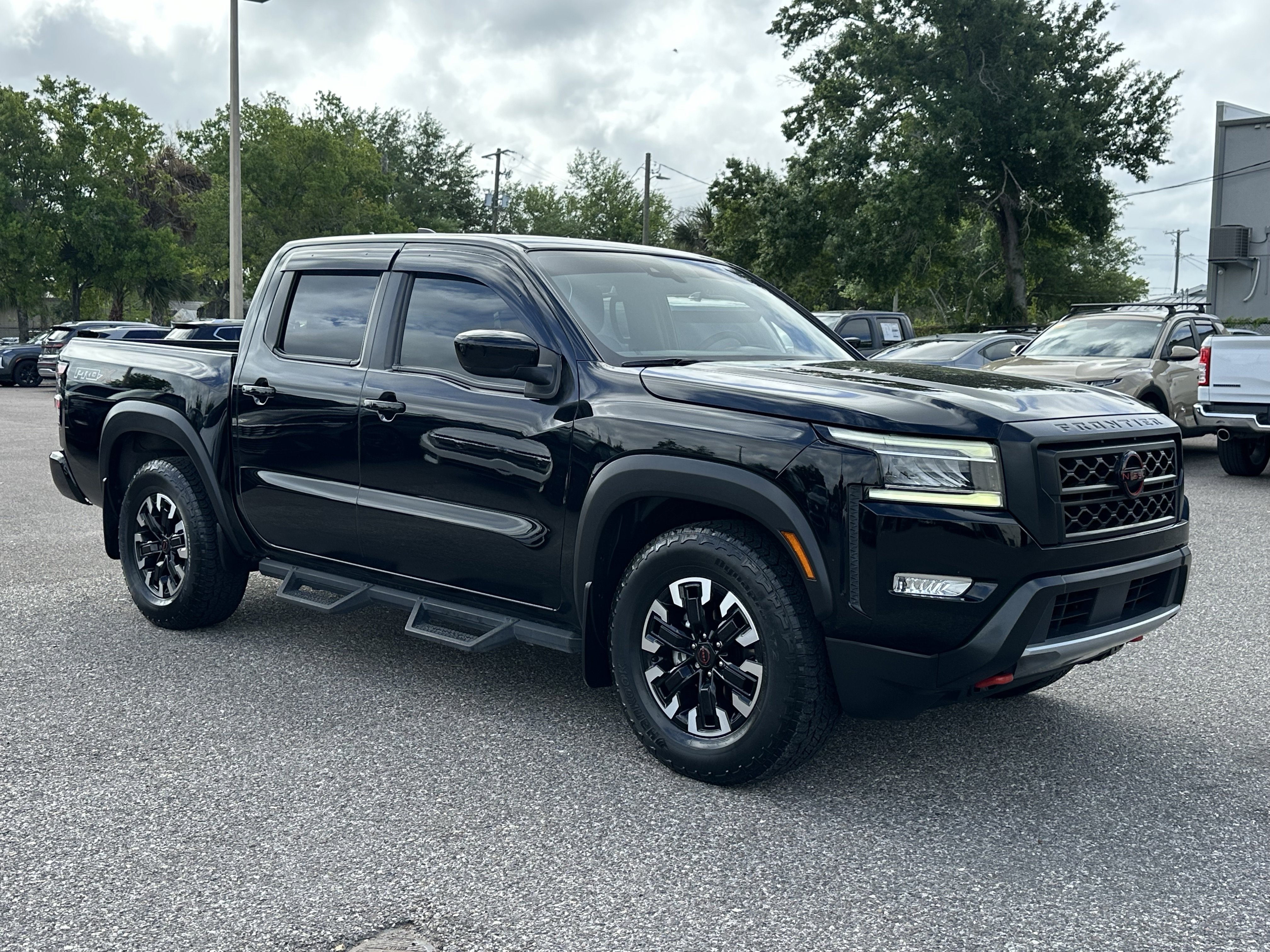 Certified 2024 Nissan Frontier Pro-X image 13