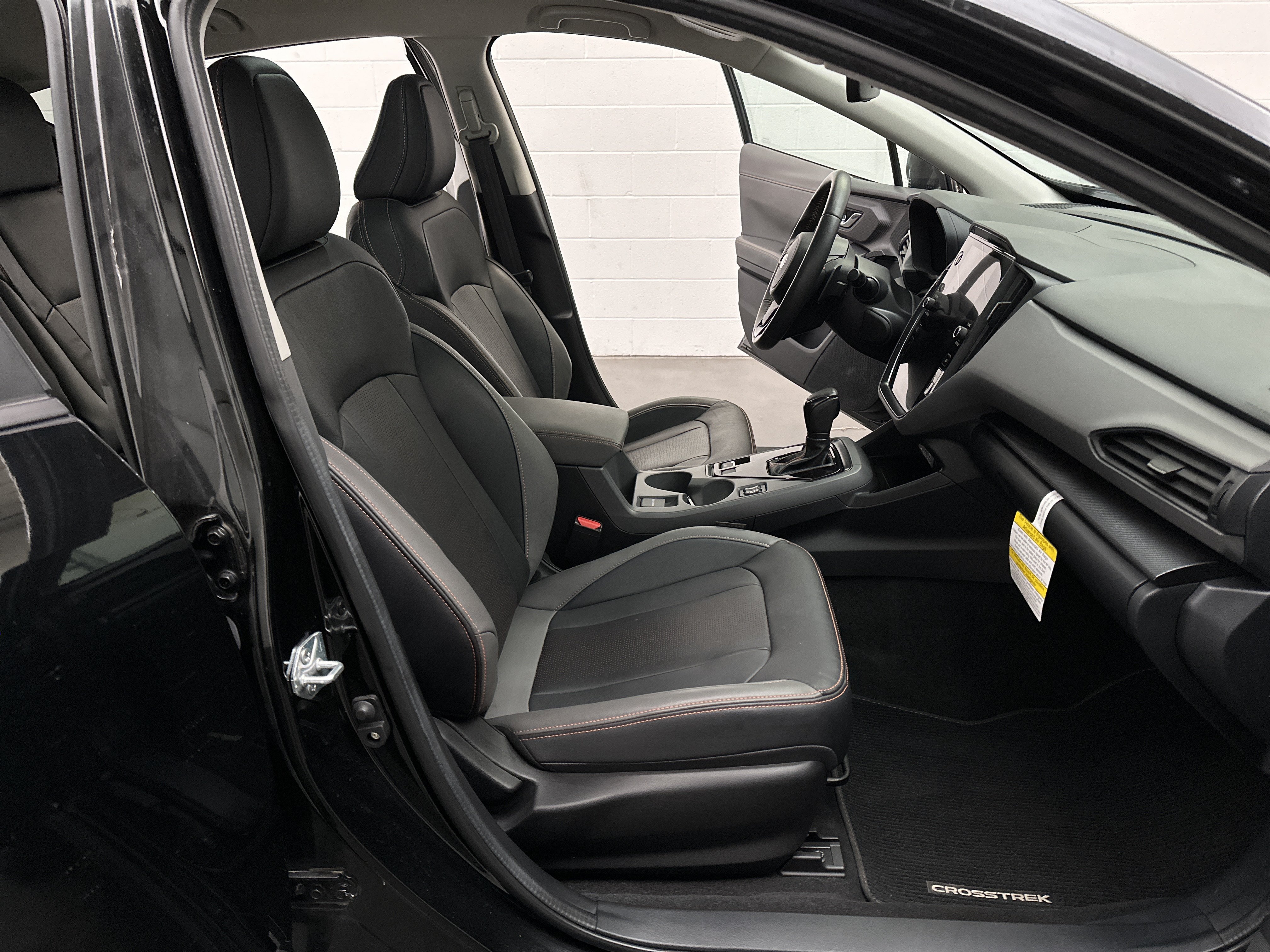 Used 2024 Subaru Crosstrek 2.5i Limited w/ Crosstrek Mirror Package AWD/4WD image 20