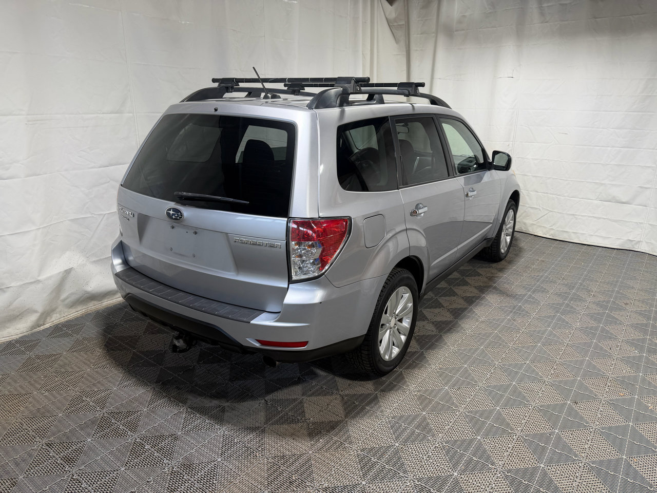 Used 2012 Subaru Forester 2.5X Limited image 6