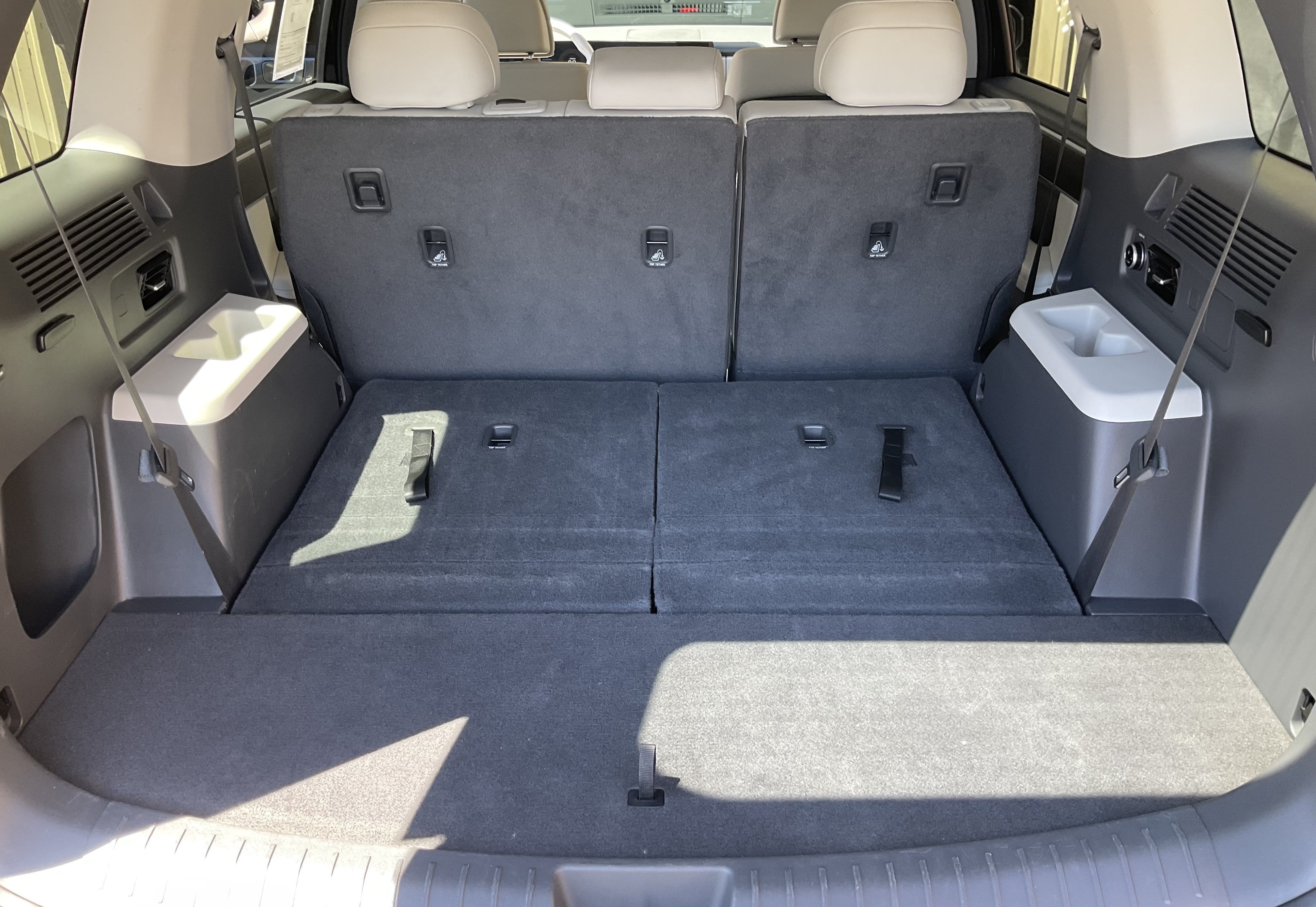 Used 2025 Hyundai Santa Fe SEL AWD/4WD image 46