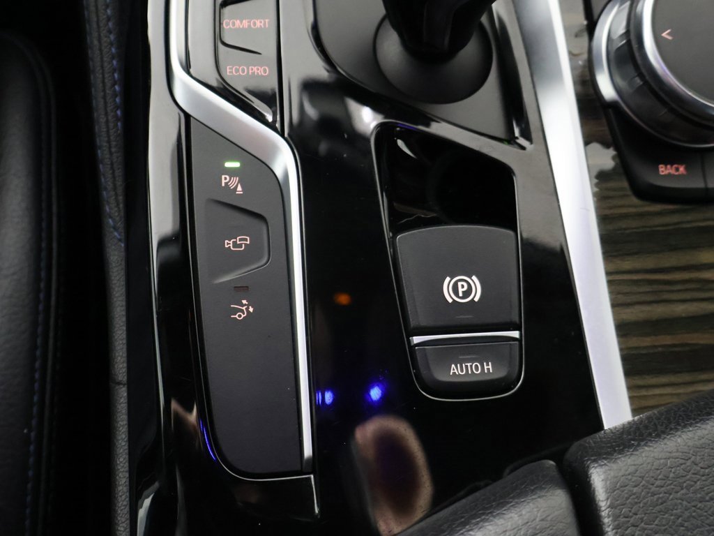 Used 2018 BMW 640i Gran Turismo xDrive image 52