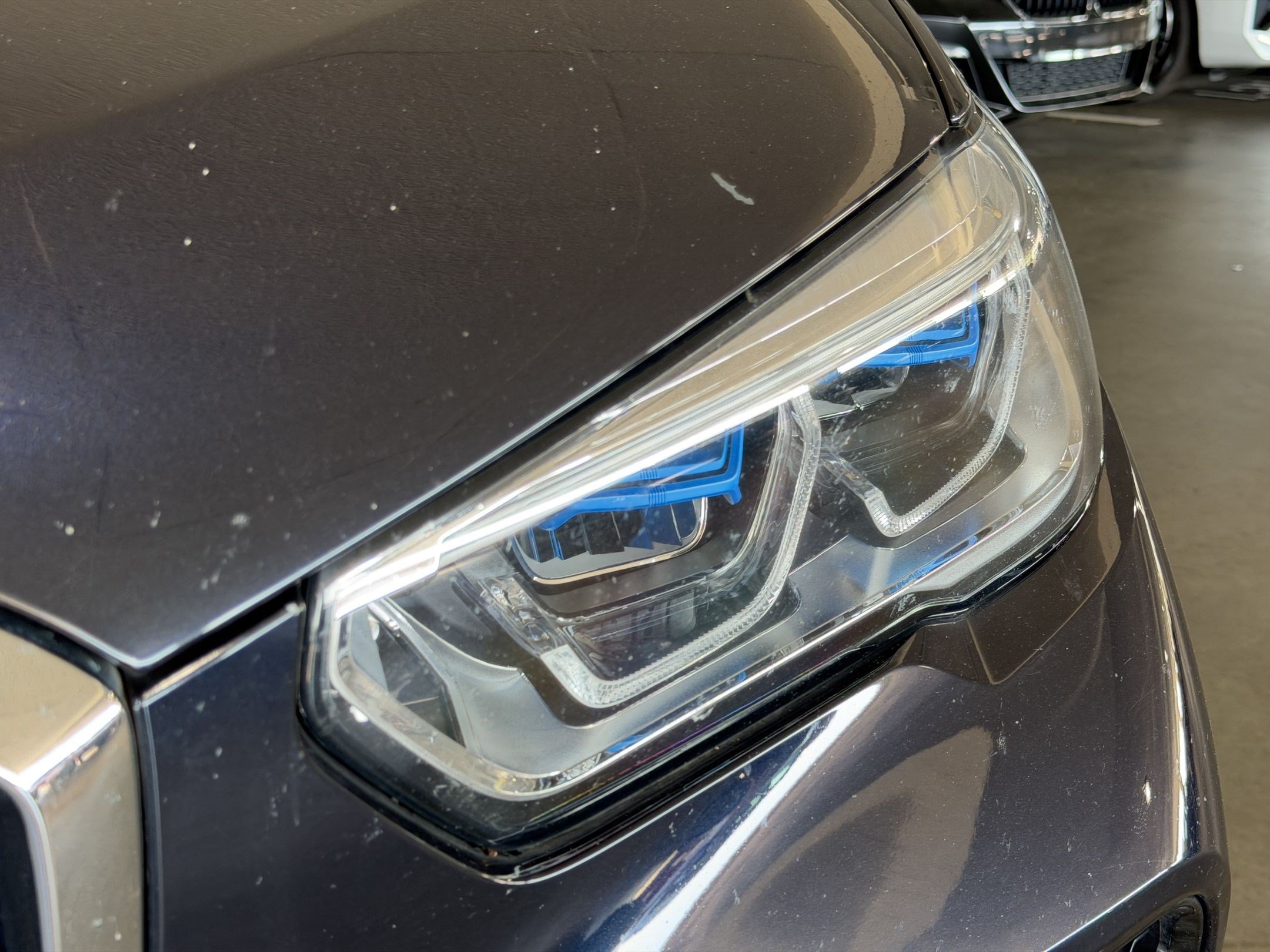 Used 2022 BMW X5 xDrive45e w/ M Sport Package AWD/4WD image 9