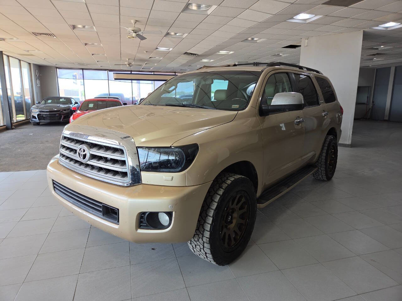 Used 2011 Toyota Sequoia Platinum AWD/4WD image 3