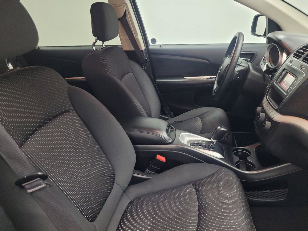 Used 2018 Dodge Journey SXT w/ Blacktop Package FWD image 21