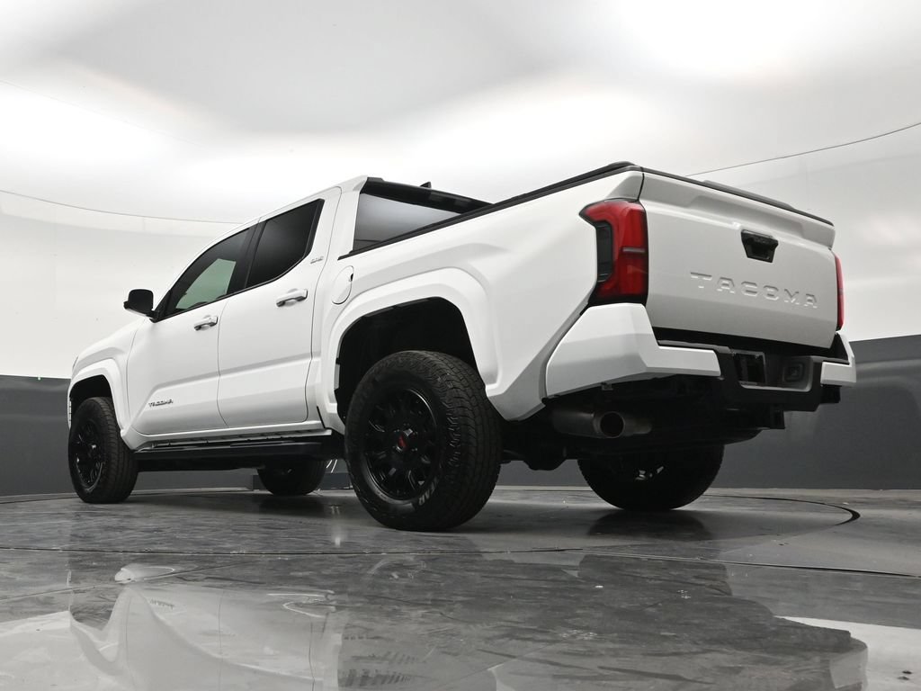 Used 2026 Toyota Tacoma SR5 RWD image 22