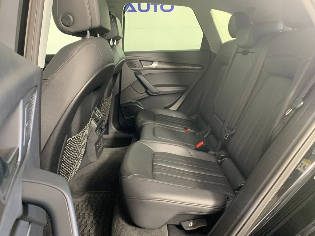 Used 2020 Audi Q5 e Premium Plus image 33