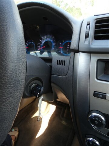 Used 2012 Ford Fusion SE FWD image 27
