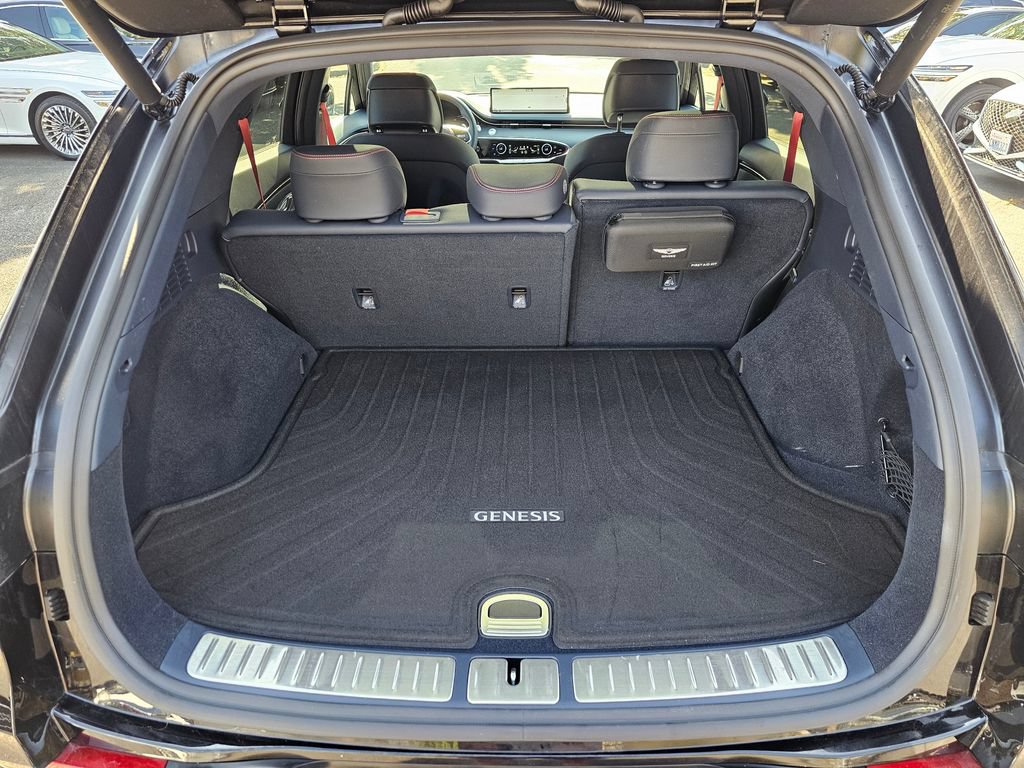 Certified 2025 Genesis GV70 3.5T Sport AWD/4WD image 24