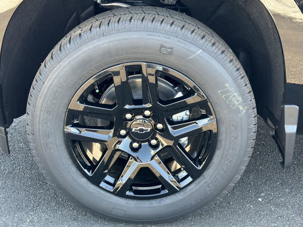 New 2026 Chevrolet Silverado 1500 Custom RWD image 23