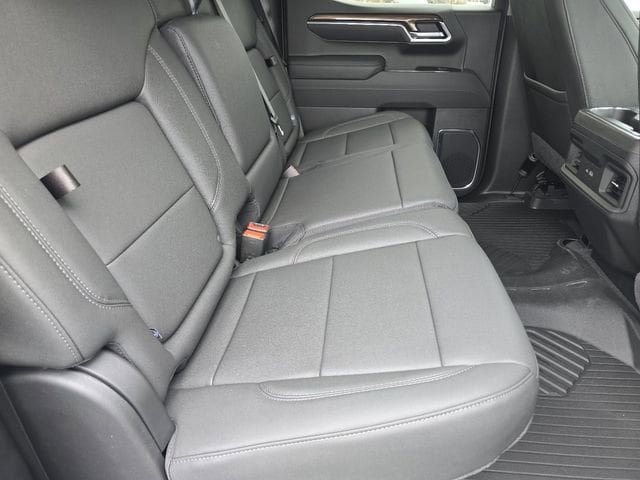 New 2026 Chevrolet Silverado 1500 LT Trail Boss w/ Convenience Package II AWD/4WD image 13