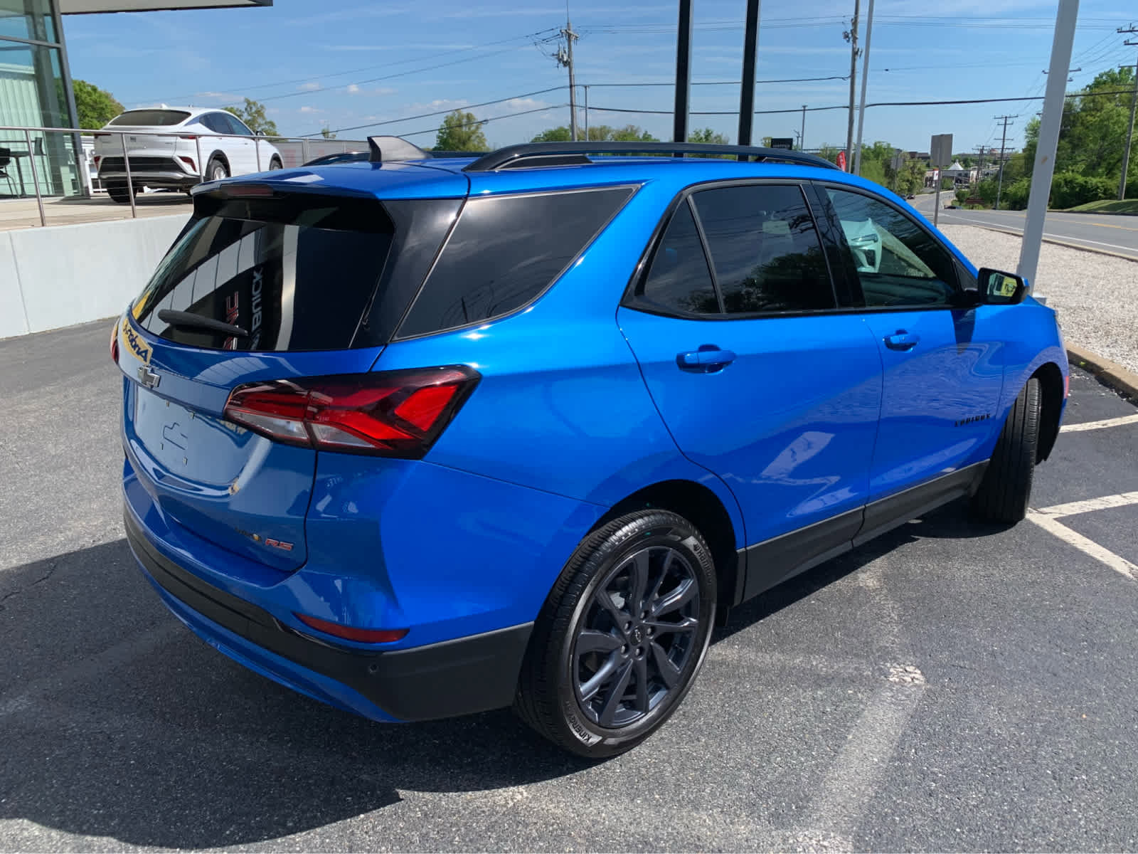 Used 2024 Chevrolet Equinox RS FWD image 7