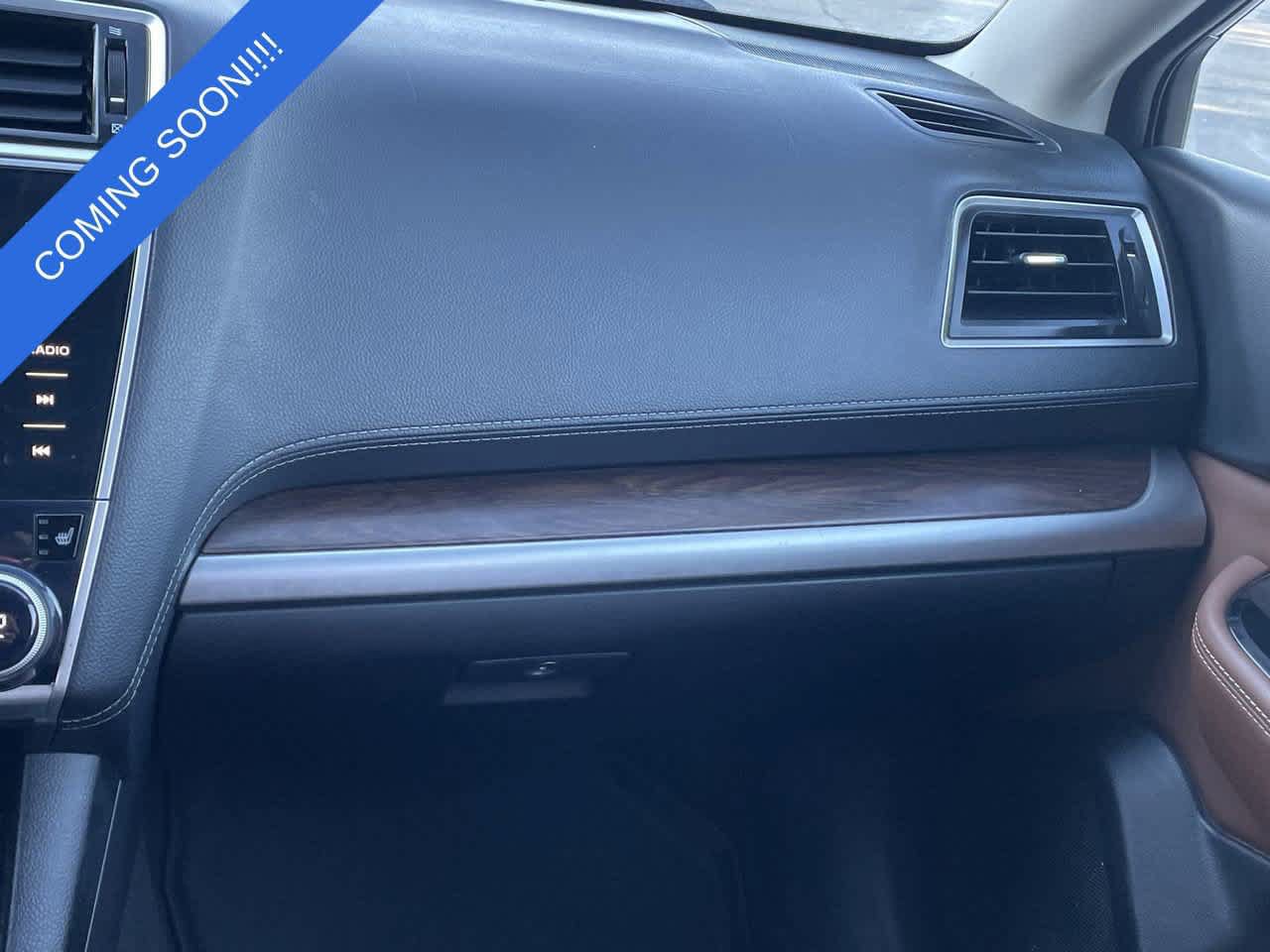 Used 2018 Subaru Outback 2.5i Touring AWD/4WD image 16