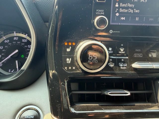 Used 2020 Toyota Highlander Limited image 43