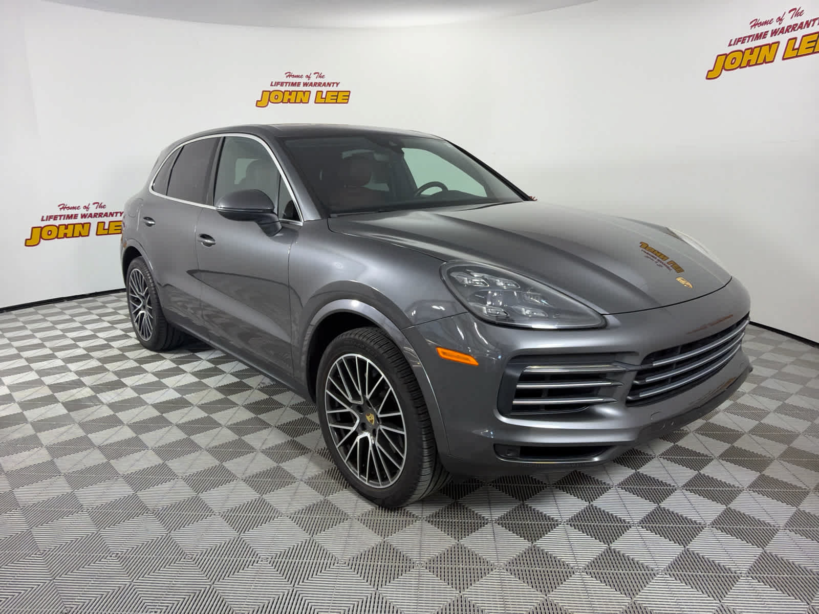 Used 2019 Porsche Cayenne AWD/4WD image 8