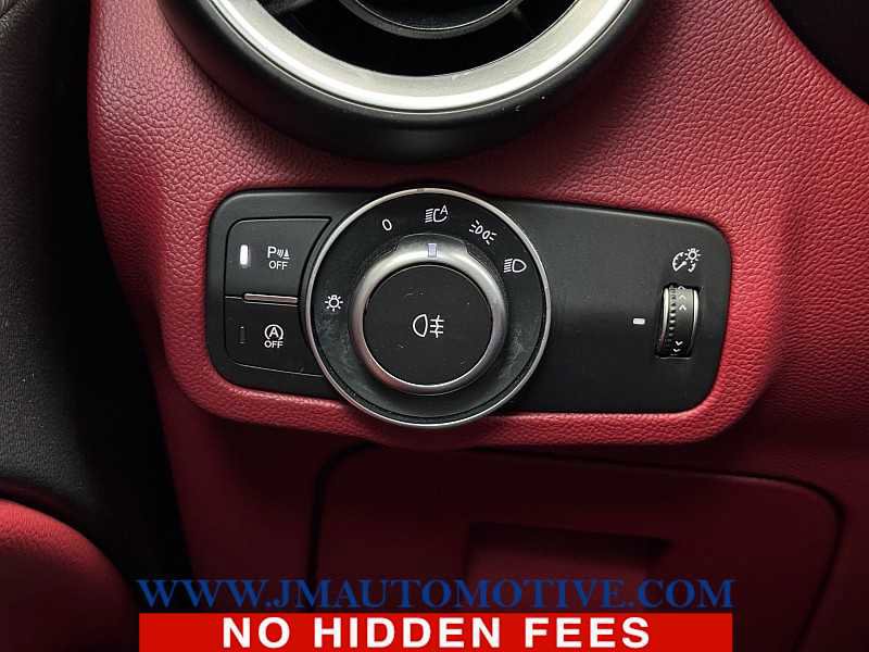 Used 2018 Alfa Romeo Stelvio Ti Sport AWD/4WD image 34