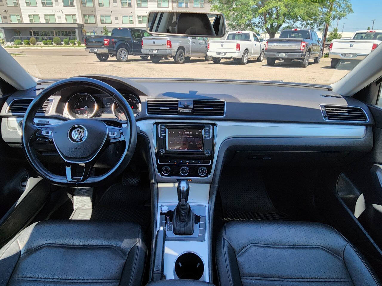 Used 2019 Volkswagen Passat 2.0T Wolfsburg w/ Wheels & Sunroof Package FWD image 2