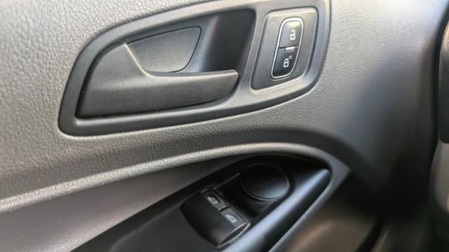 Used 2021 Ford Transit Connect XL FWD image 29
