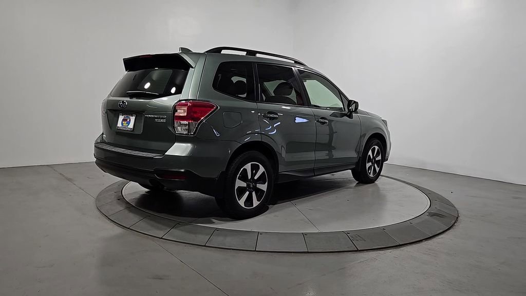 Used 2017 Subaru Forester 2.5i Premium w/ Popular Package #2A image 5