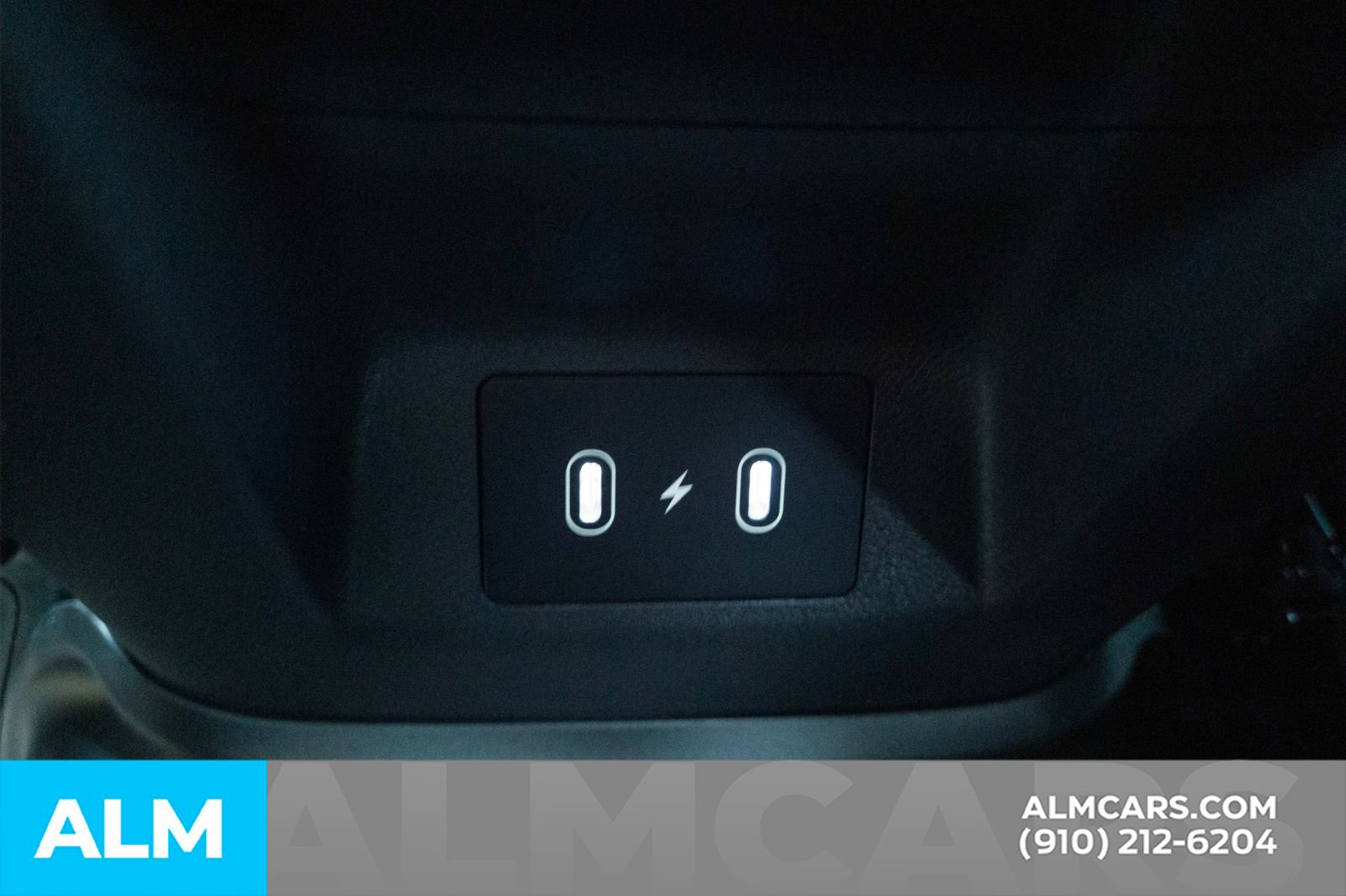 Used 2025 Hyundai Santa Cruz SE image 21