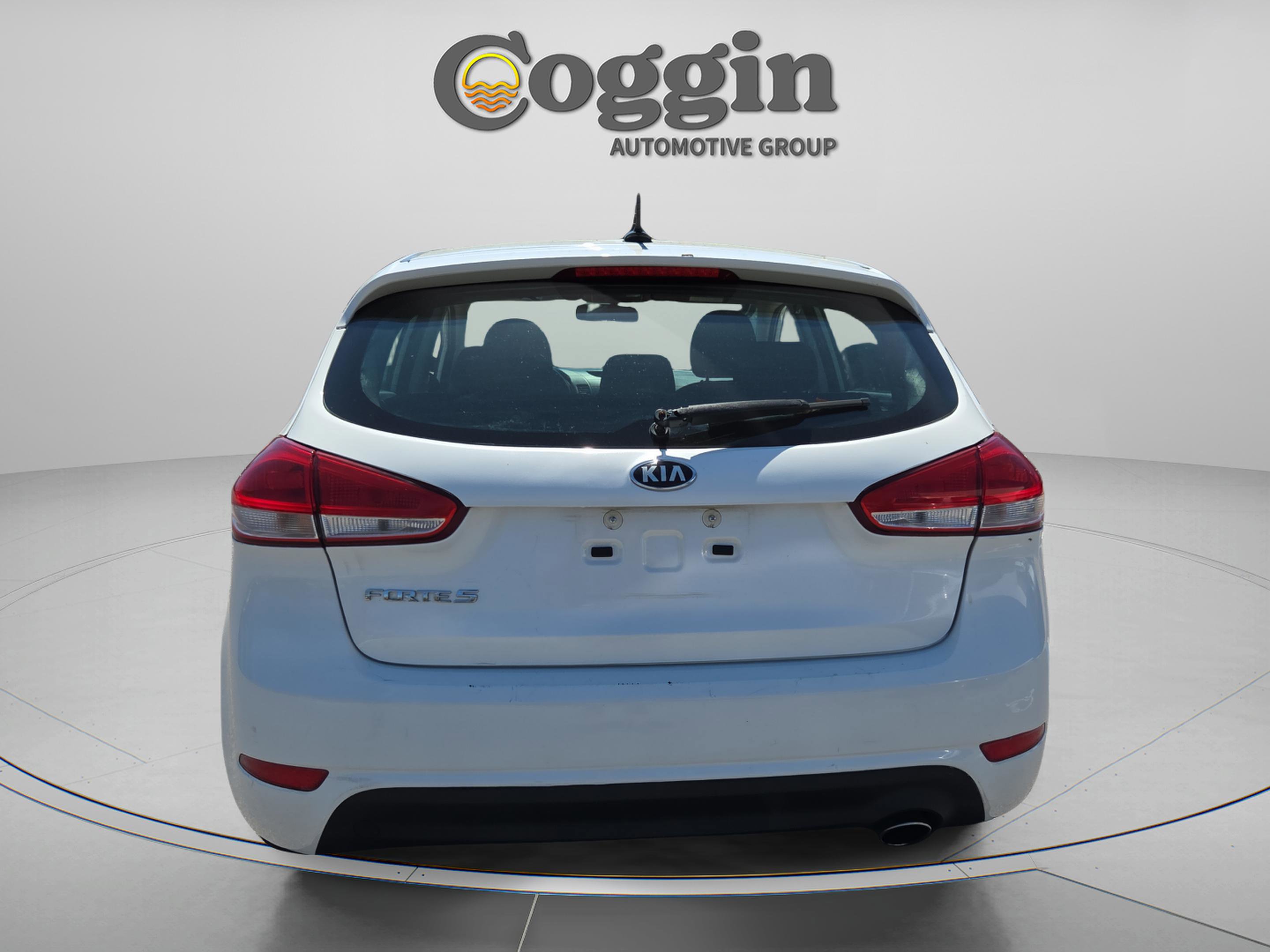 Used 2016 Kia Forte LX image 4