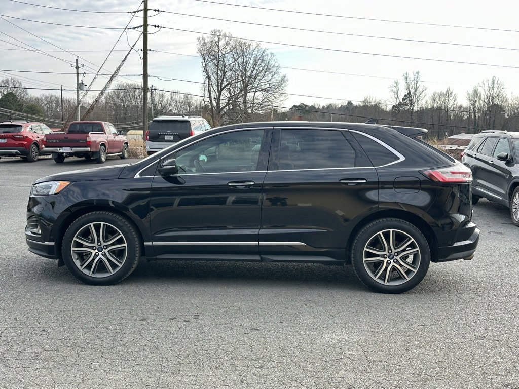 Used 2019 Ford Edge Titanium w/ Equipment Group 301A image 3