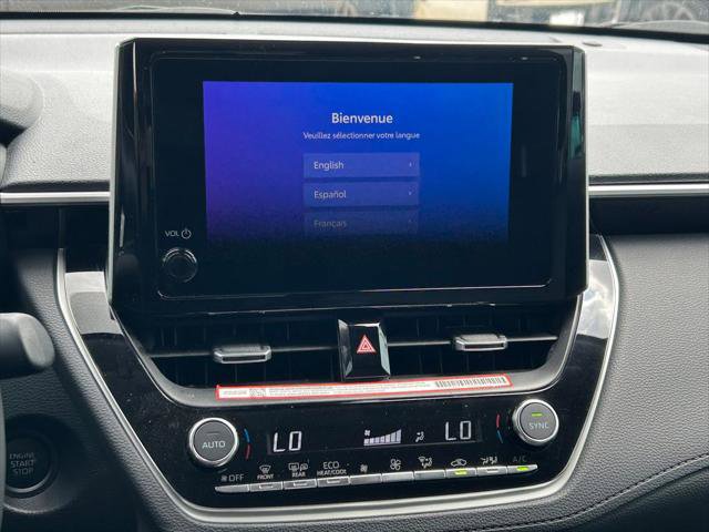 Certified 2025 Toyota Corolla Cross XLE w/ Convenience Package FWD image 20