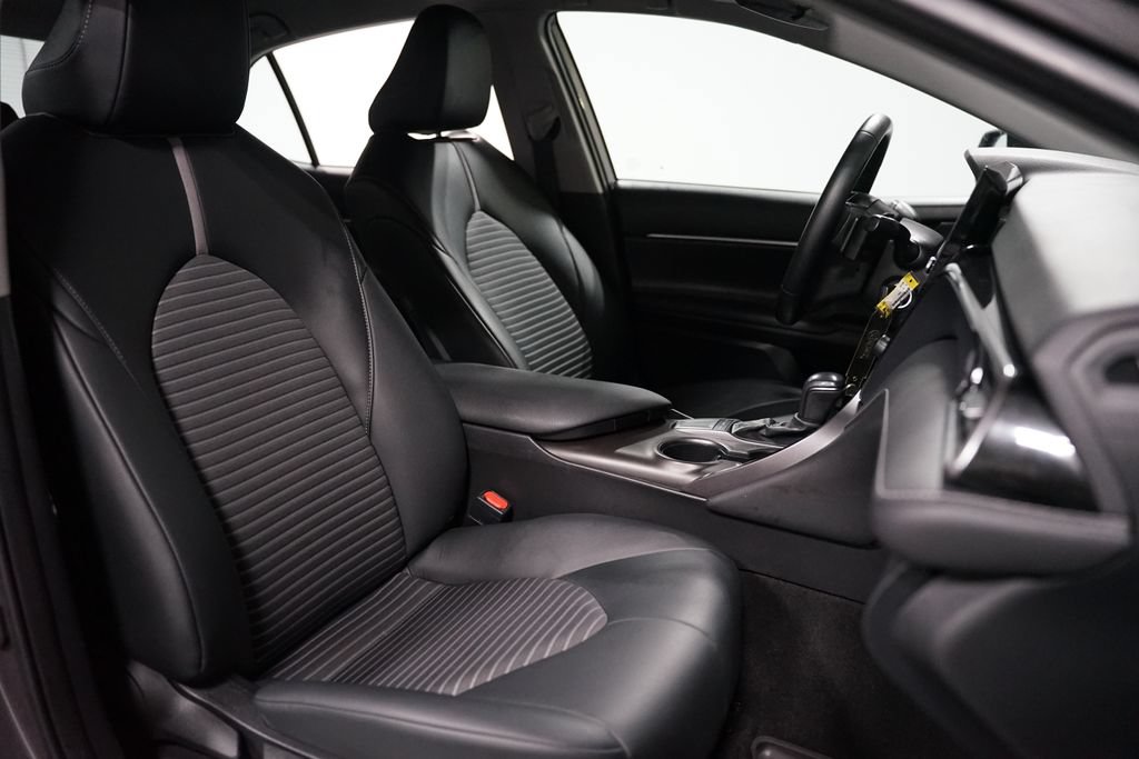 Certified 2023 Toyota Camry SE FWD image 17