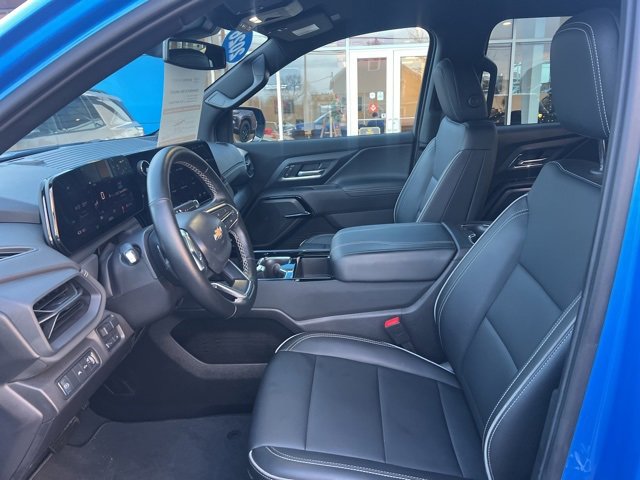 Certified 2026 Chevrolet Silverado EV LT image 25