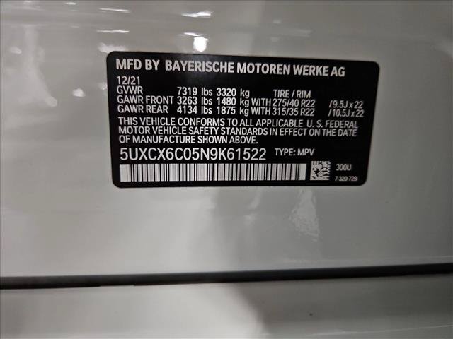 Used 2022 BMW X7 M50i w/ Dynamic Handling Package AWD/4WD image 25