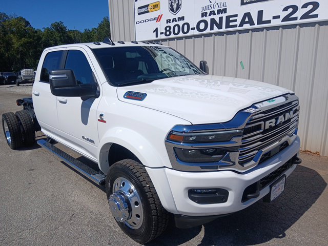 New 2027 RAM 5500 4x4 Crew Cab w/ Laramie Trim Package