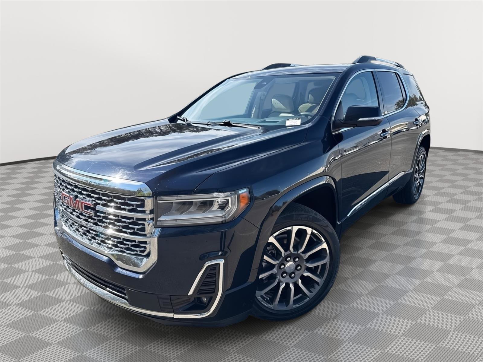 Used 2021 GMC Acadia Denali w/ Denali Technology Package FWD video 2