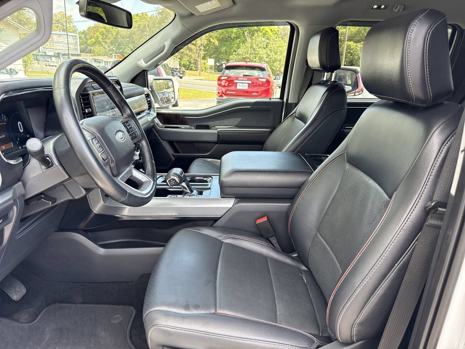 Used 2022 Ford F150 Lariat AWD/4WD image 8