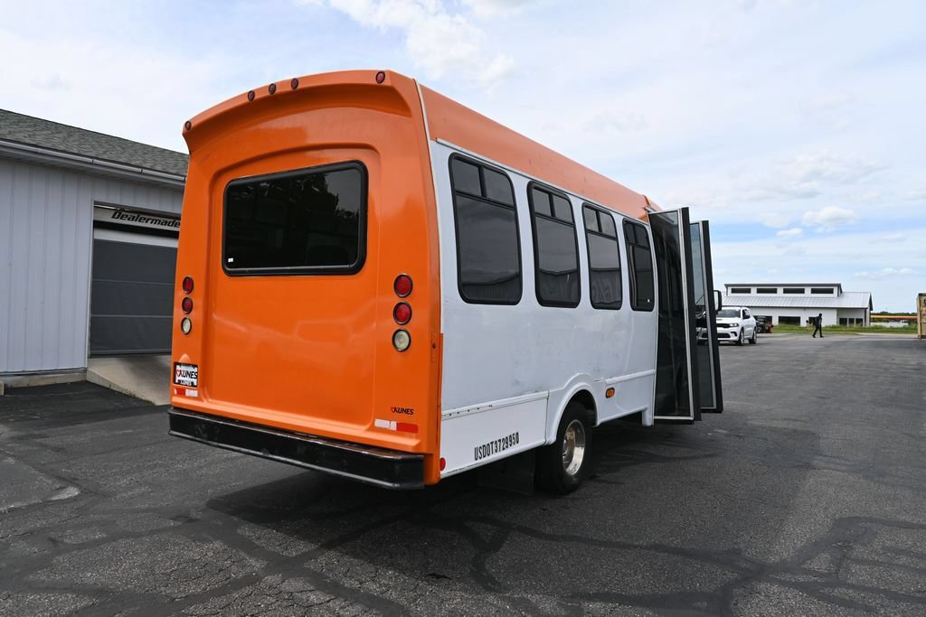 Used 2003 Ford E-450 and Econoline 450 RWD image 44