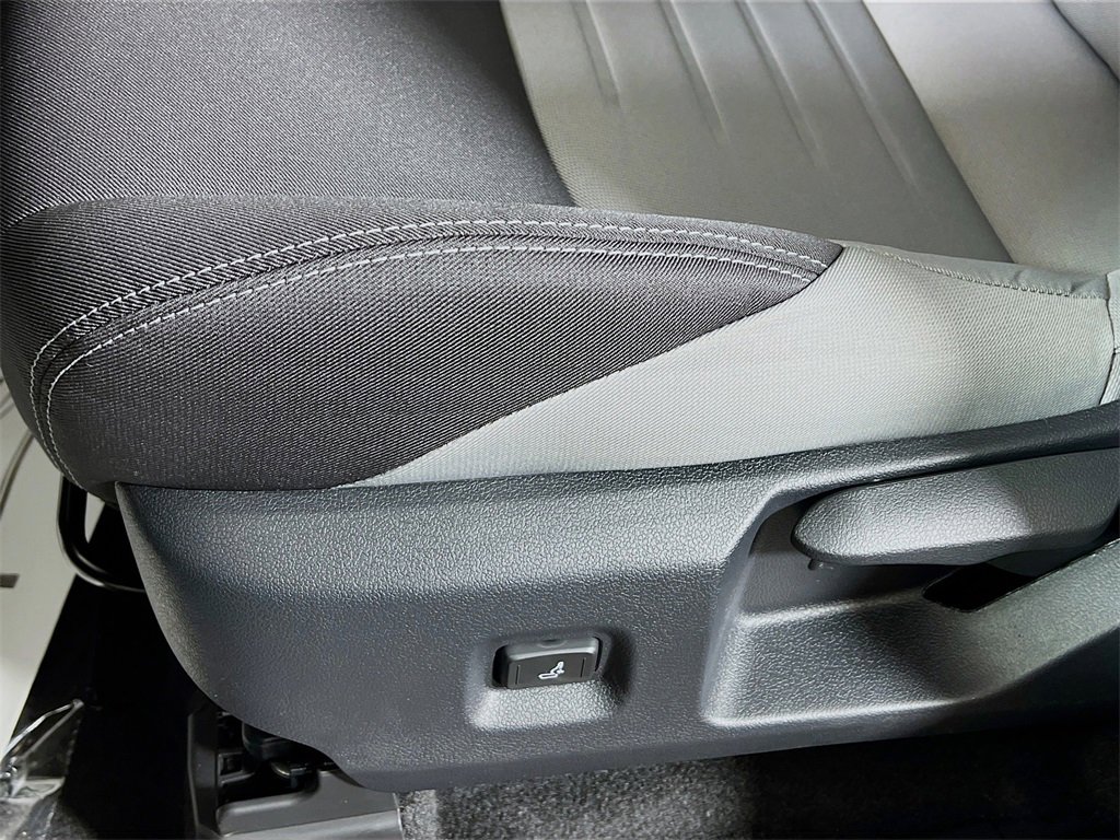 Certified 2025 Toyota Tacoma TRD Sport image 17