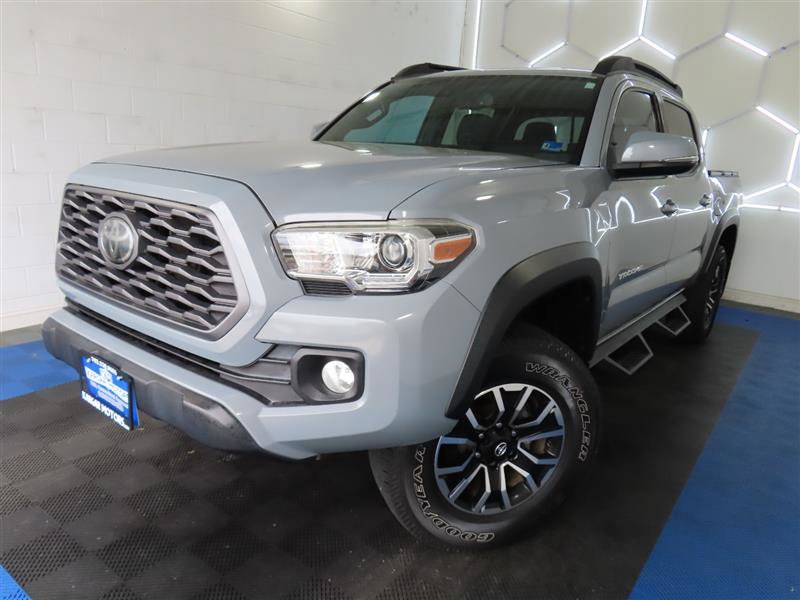Used 2021 Toyota Tacoma TRD Off-Road image 8