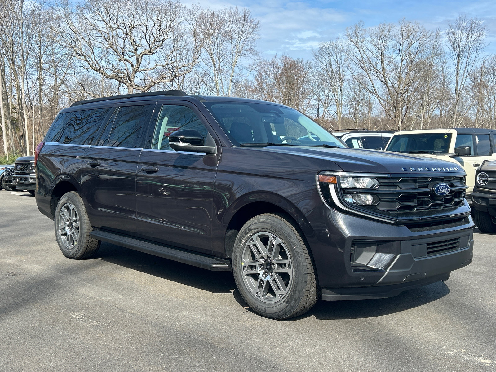 New 2026 Ford Expedition Max Active AWD/4WD image 1