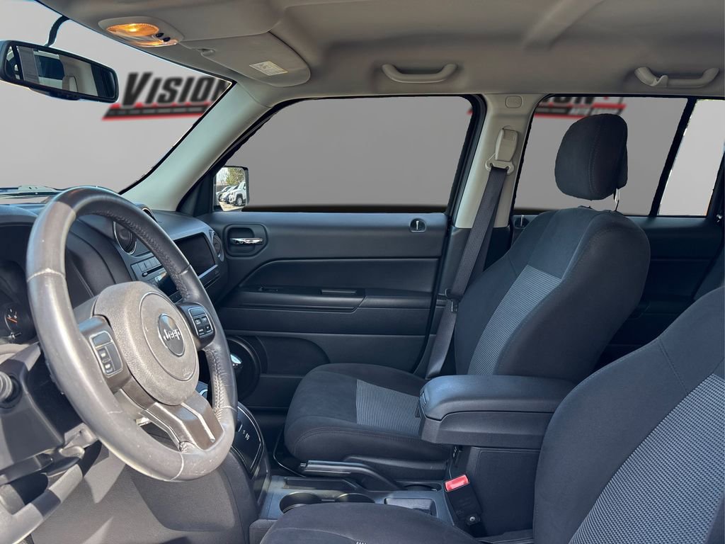 Used 2016 Jeep Patriot Latitude image 9