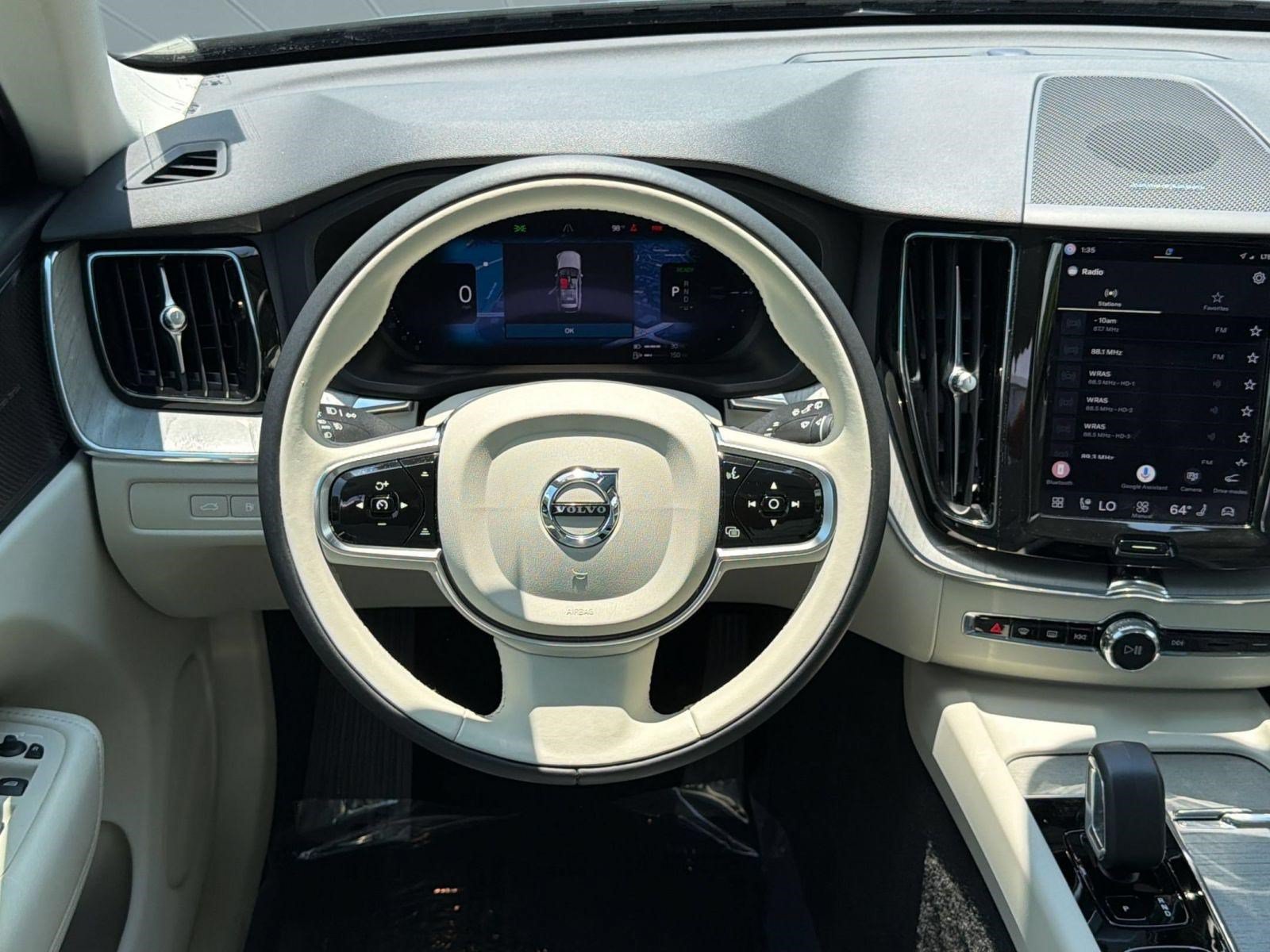 Used 2024 Volvo XC60 T8 Plus w/ Climate Package AWD/4WD image 27
