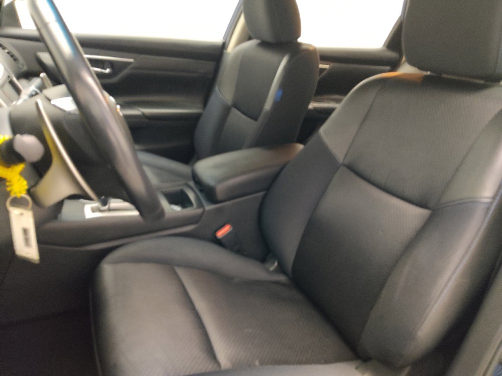 Used 2016 Nissan Altima 2.5 SR FWD image 17