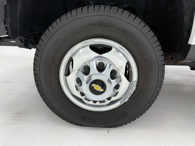 Used 2016 Chevrolet Silverado 3500 High Country w/ Duramax Plus Package image 7