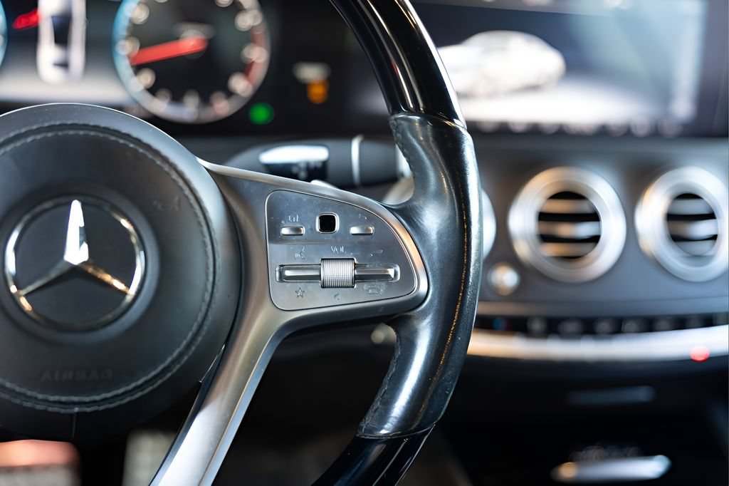 Used 2019 Mercedes-Benz S 560 4MATIC Coupe image 32
